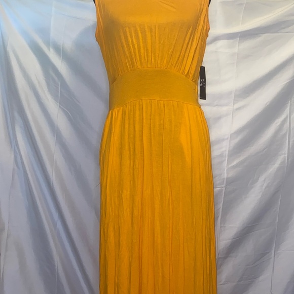 New York & Company Dresses & Skirts - NWT Ny&c Light orange maxi dress large NY & CO